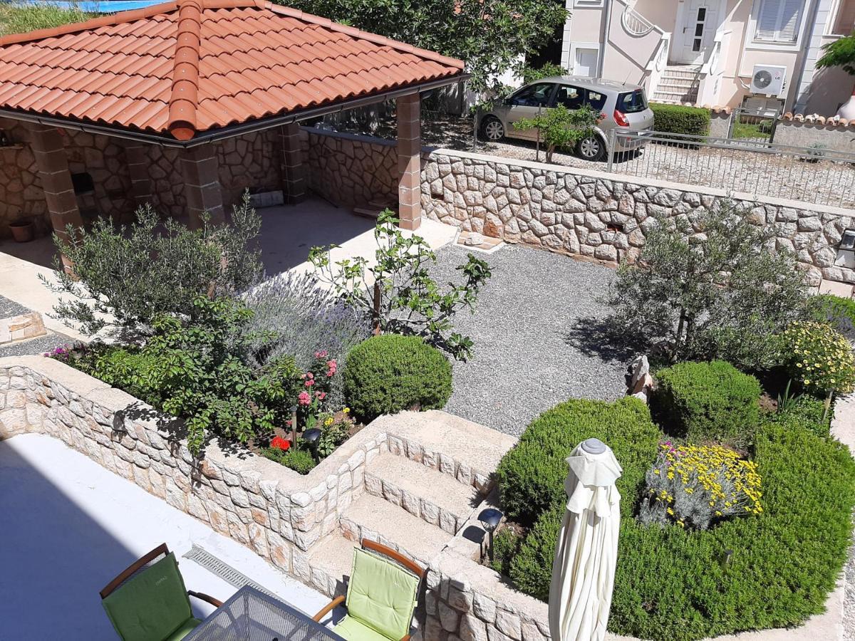 Apartments Pavelic Novi Vinodolski Exterior foto