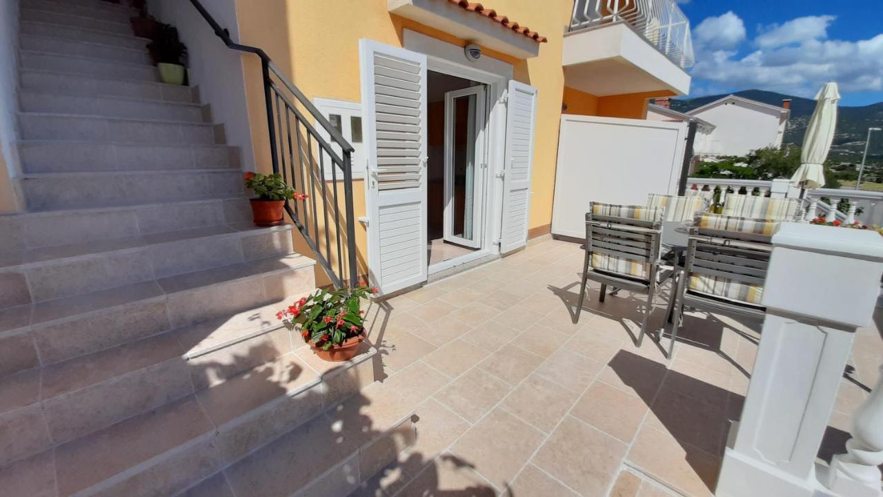 Apartments Pavelic Novi Vinodolski Exterior foto